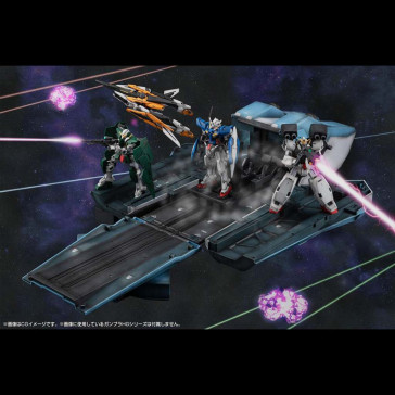 BANDAI - Hg Gundam 00 1/144 Ptolemaios Container Renew Model Kit Gunpla 