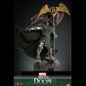 HOT TOYS - Marvel Comic Masterpiece Action Figure 1/6 Doctor Doom 33 cm